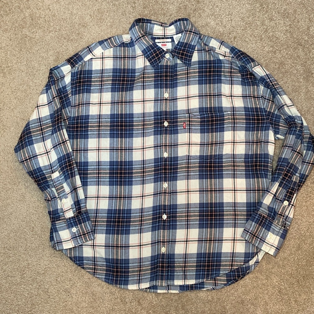 Levi’s Relaxed Fit Flannel Button Down Shirt